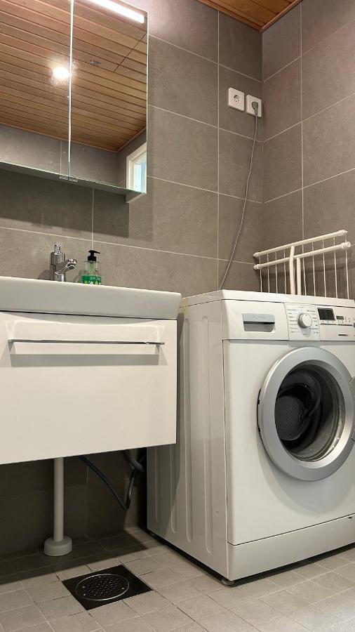 Entire Apartment Near Helsinki Airport In Kivistoe Вантаа Экстерьер фото