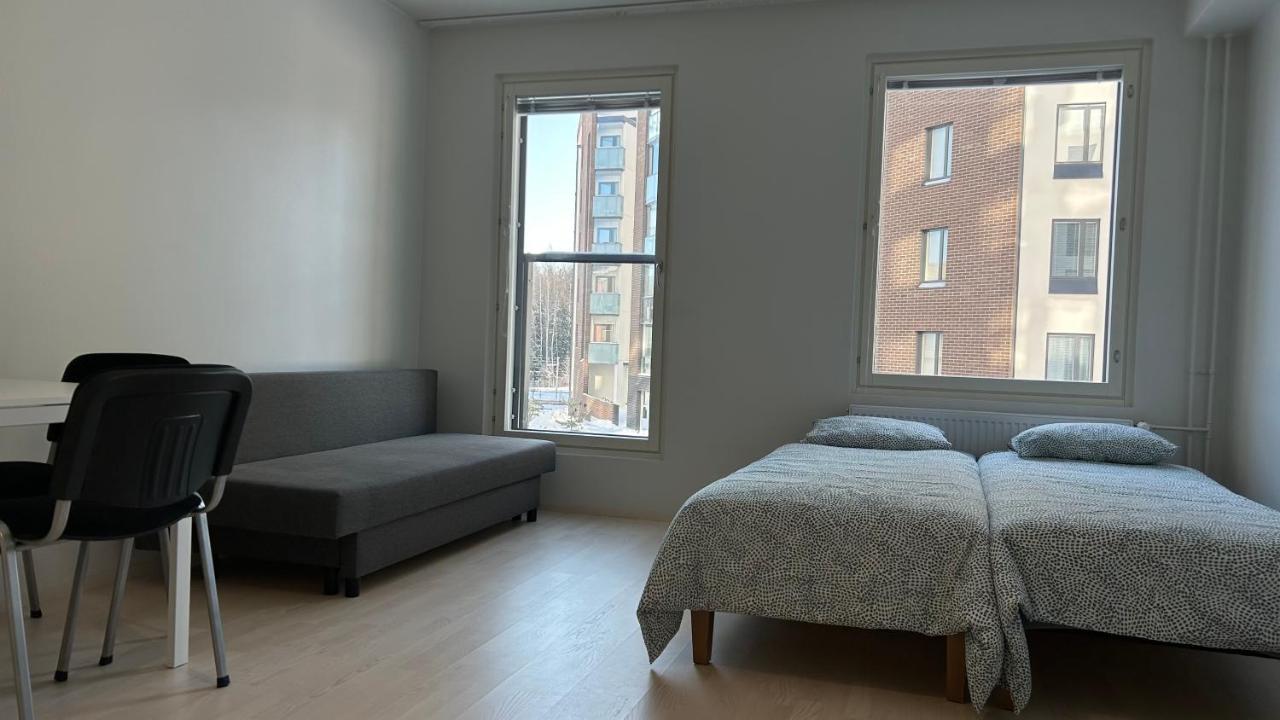 Entire Apartment Near Helsinki Airport In Kivistoe Вантаа Экстерьер фото